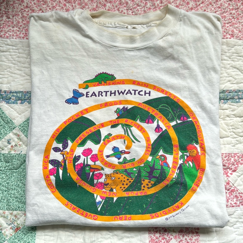 Vintage Earthwatch tee